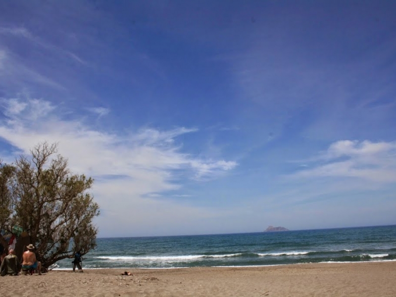 Komos beach